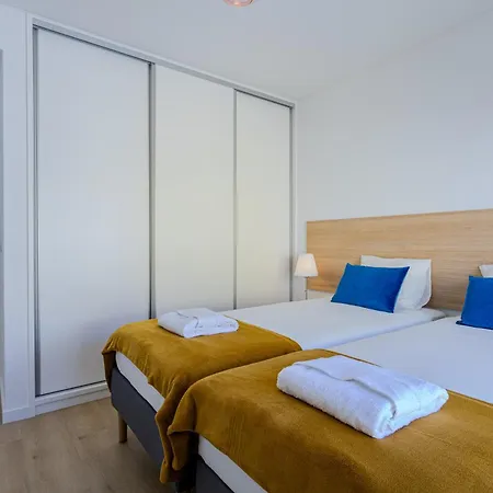Avenida Blue - 3 Bedroom - Private Parking Lejlighed
